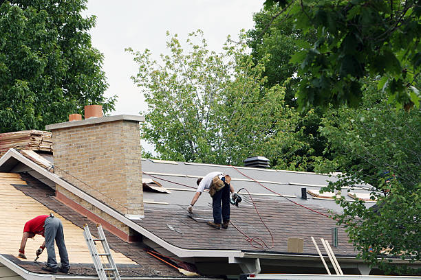 Best Flat Roofing  in Thompsonville, CT